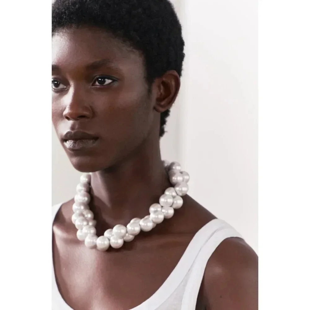 Zara White Faux Pearl Cluster Statement Bubble Club Necklace 18 in